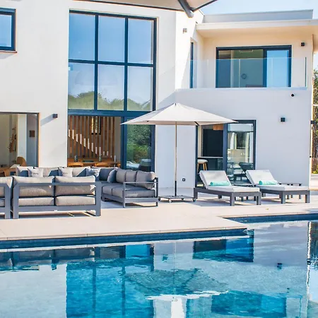 Alimea San Ciprianu Villa *