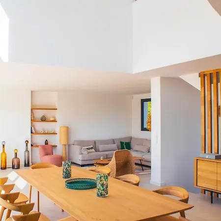 Alimea San Ciprianu Villa